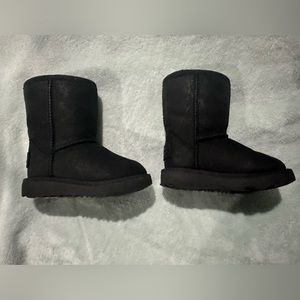 Toddler UGG size 6